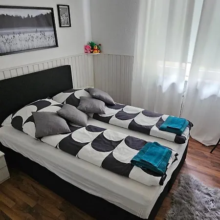 Espaco Tranquilo Mit Guter Anbindung Zu Duesseldorf Messe *